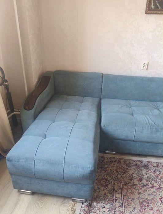 Диван в хорошем состоянии