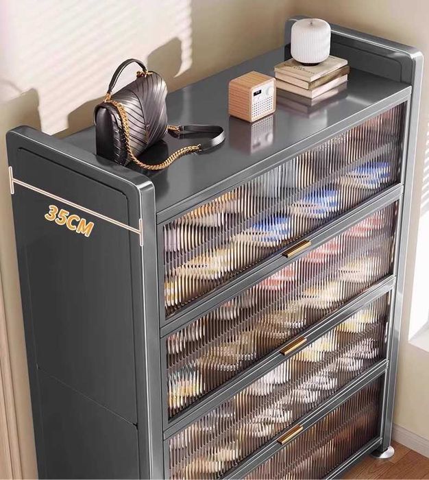 Shkaf kirish joyiga – oyoq kiyim uchun tortmali