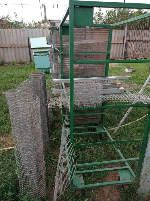 Продам клетки для перепелов
