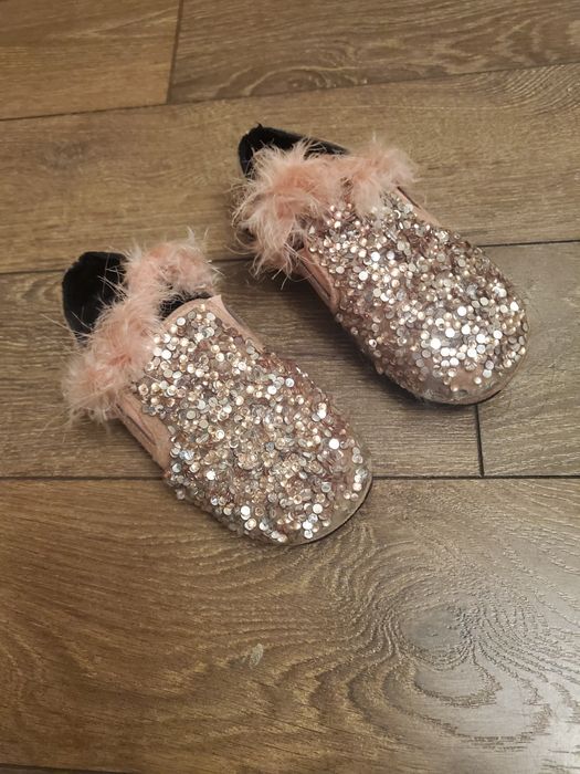 Елегантни обувки ботуши маратонки Marks & Spenser 26,27,28,29,31