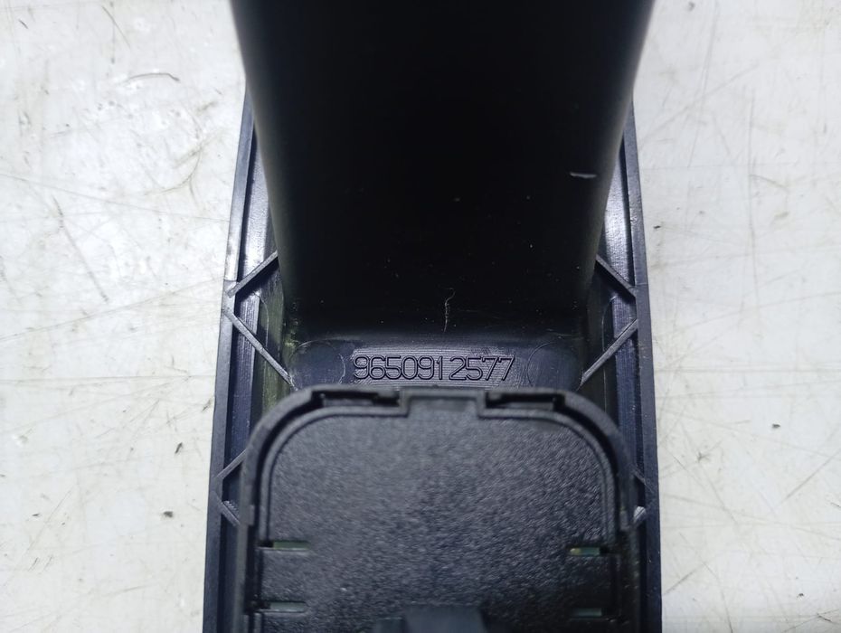 Panou butoane Citroen C4 1 (2004 - 2008) (1.6 hdi) 9h01