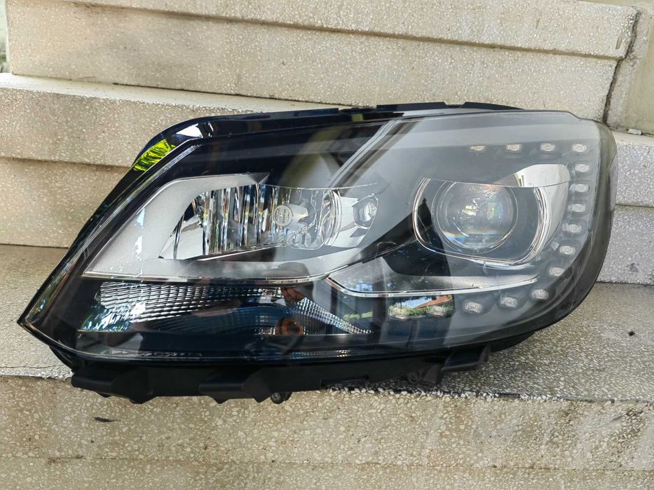 Фар VW Touran Bi-Xenon LED ляв / Фар VW Caddy / Фар Туаран Кади Оригинален