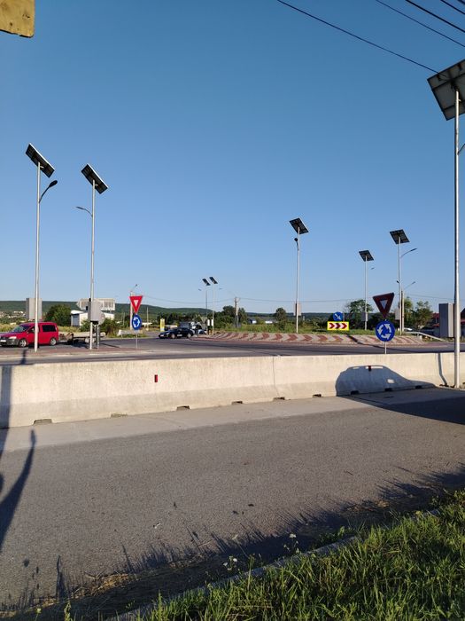 Teren Mărăcineni sens giratoriu