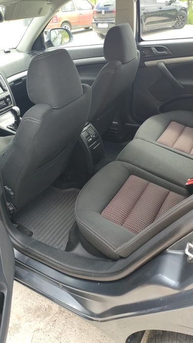 SKODA Octavia 2009 — imagine 5