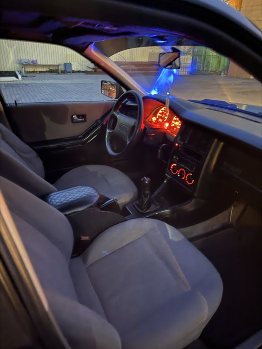 Продается Audi 80