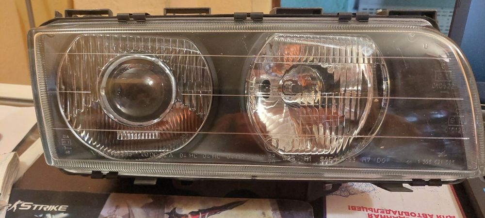 Фара правая и многое другое для Бмв Е38