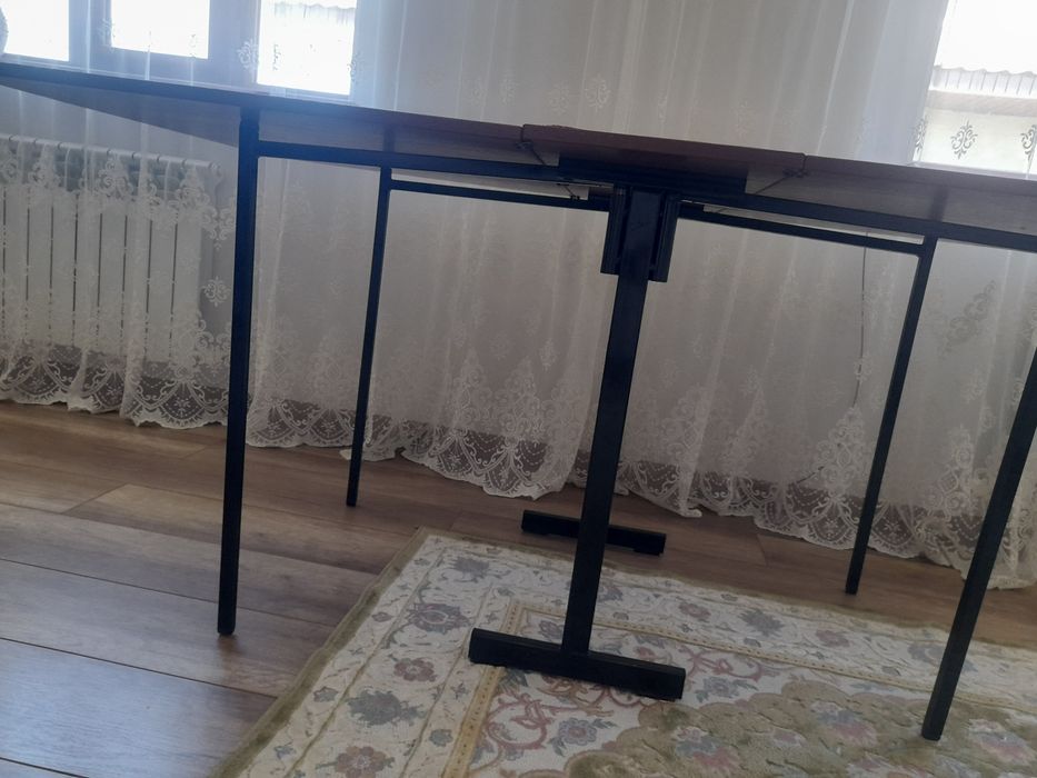 Стол раздвижной продам