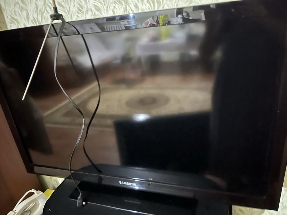 Продаю телевизор Samsung LE40D503