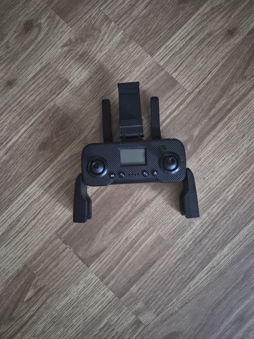 Drona cu telecomanda GPS