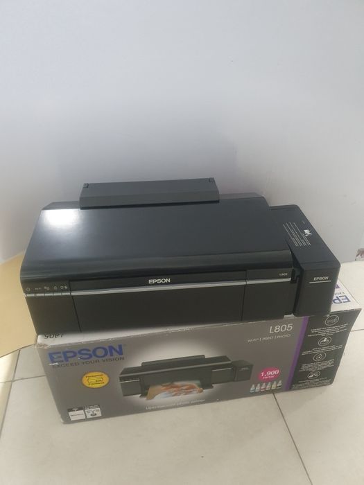 epson l805 xolati yangi 2000 dona pechat qilgan