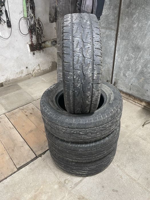 Резина BRIDGESTONE 265/65 R17
