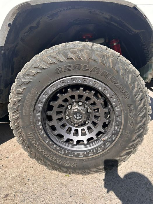 Продам автошины в отличном сост