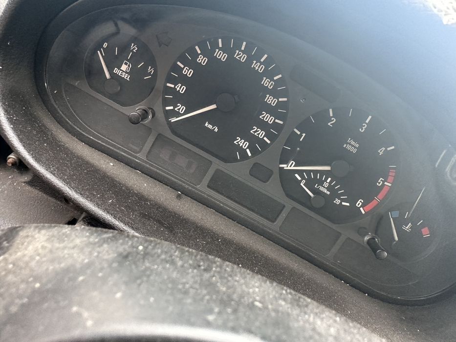 На части BMW E46 320D 136 к.с седан