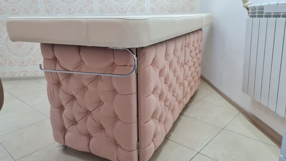 Масажна кушетка/ Луксозна