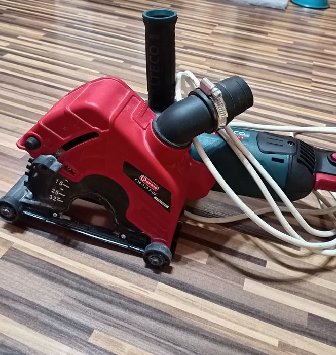 Услуги электрика. Стаж более 20 лет.