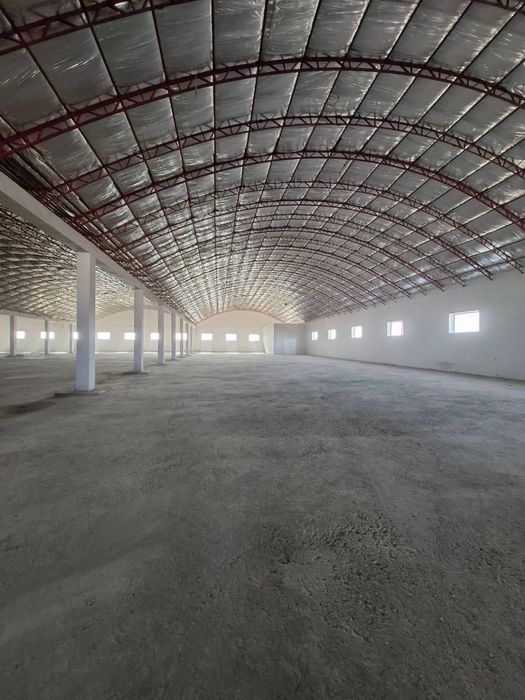 Урганч шахрида Бино ижарага берилади ишлаб чикариш ва омбор сифатида