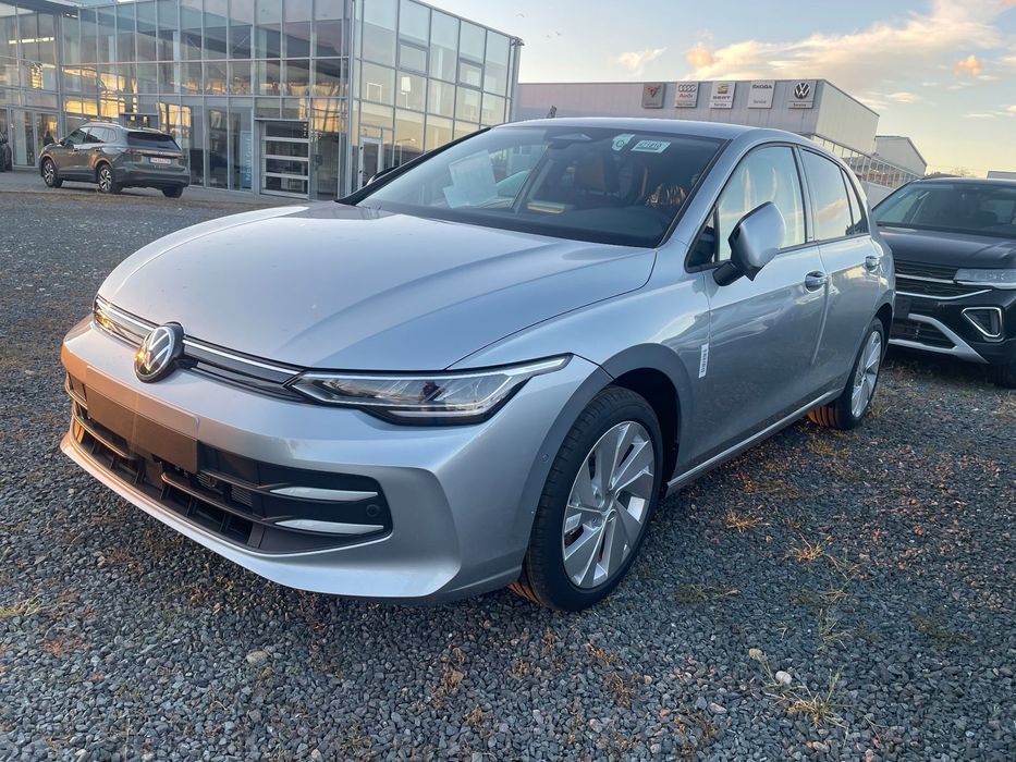 Volkswagen Golf Golf Life  Automat Mild Hybrid Stoc