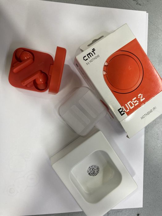 Беспроводной наушник от бренда Nothing Cmf buds  2