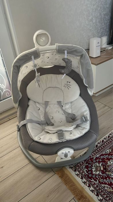 Шезлонг Joie Serina