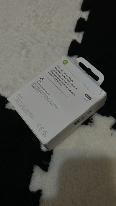 apple зарядни и кабели