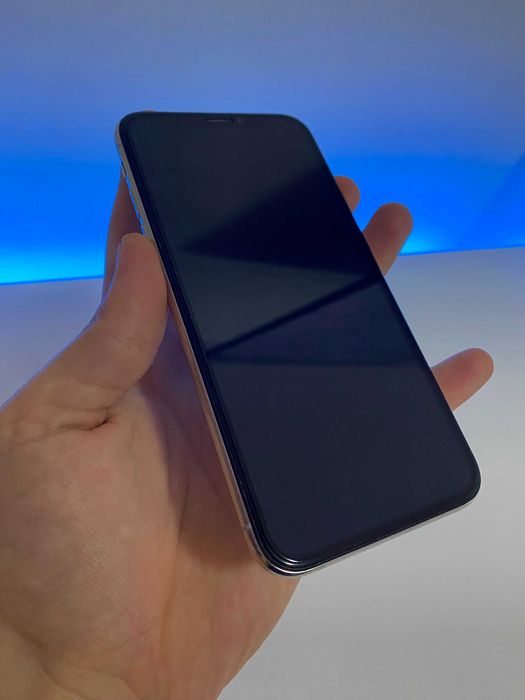 iPhone X silver -64Gb