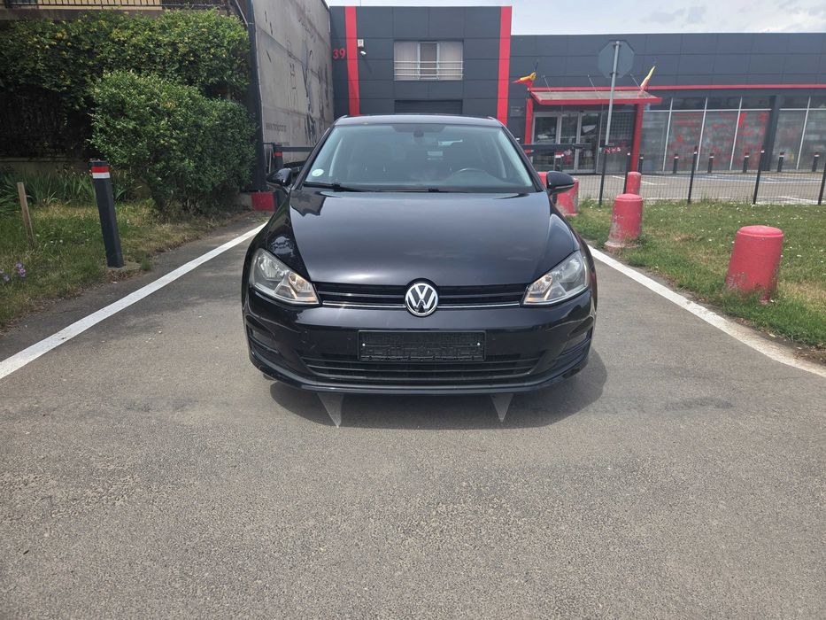 Volkswagen Golf 7 Lounge 2016 1.6tdi E5 DSG camera keyless...pret  7390e neg