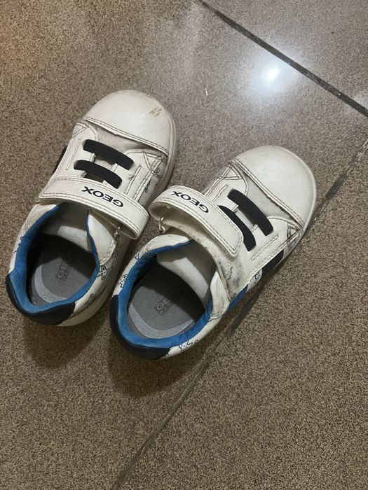 Детские кроссовки фирма geox,б/у,25 размер