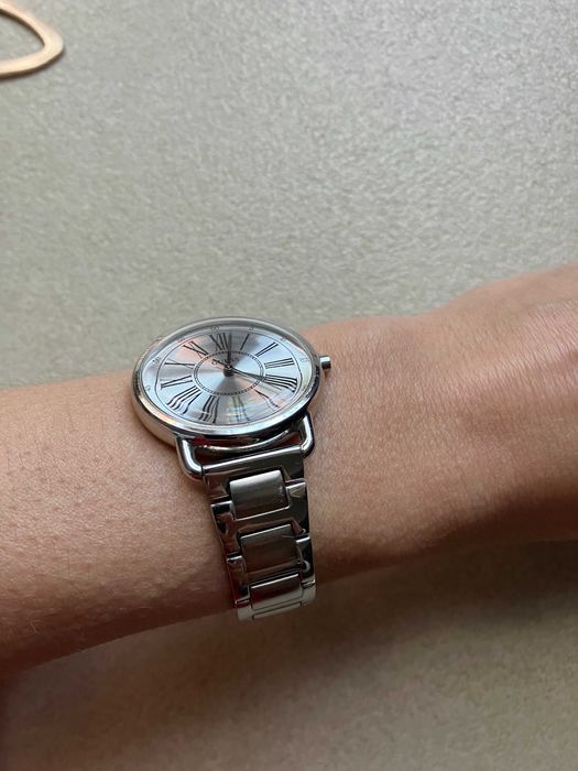 Vand ceas dama GUESS