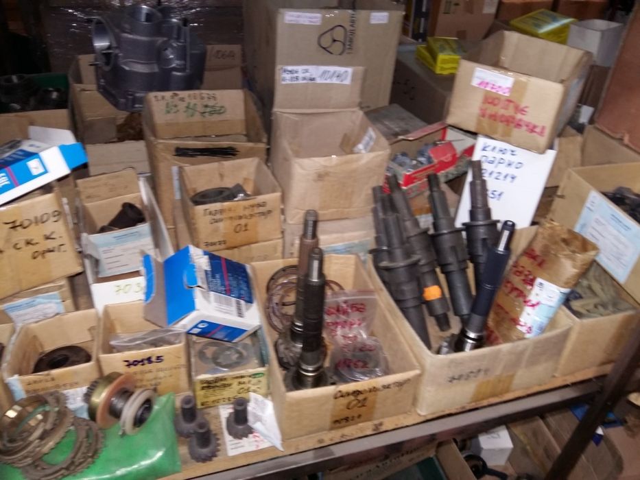 Склад на едро и дребно за авточасти за руски коли.ВАЗ.. Лада..Нива.Мос