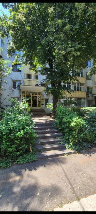 Vând apartament 2 camere
