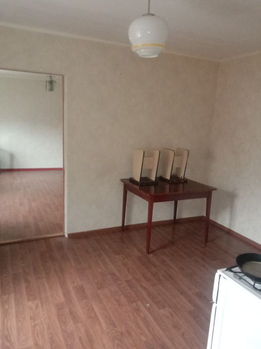 Сдам пол дома ,на длительный срок