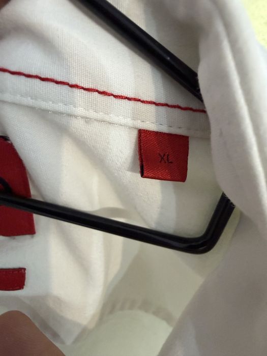 Camasa Hugo Boss 100% originala!