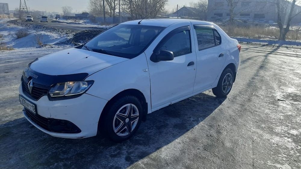 Продам Рено логан 2015 г.в. МКПП