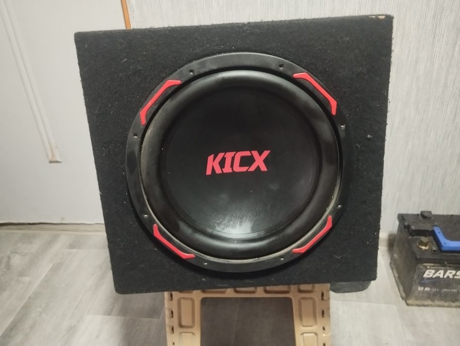 Продам сабвуфер  kick