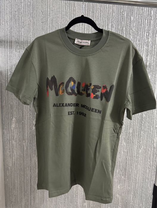 Vand  Blugi Lungi sau scurti si tricouri unisex , Calitate superioara !