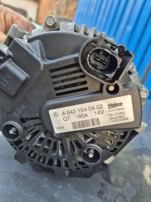 Алтернатор за мерцедес w166,w204,w212,w218