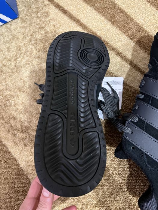 Нови мартонки Adidas