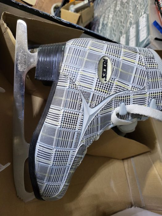 Женские коньки 41 р.р