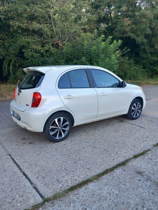 Vand Nissan Micra / 1.2 benzina ,euro 5 / an 2015 / alb perla