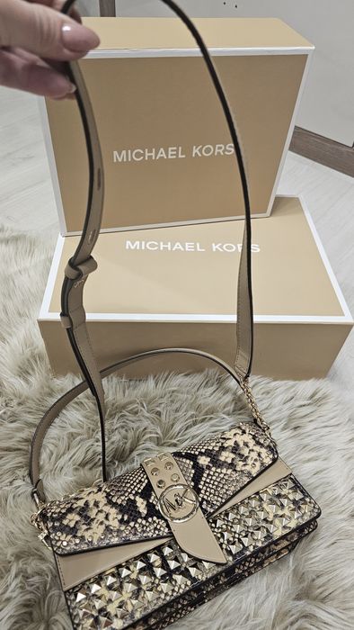 Geanta Michael Kors noua-model deosebit