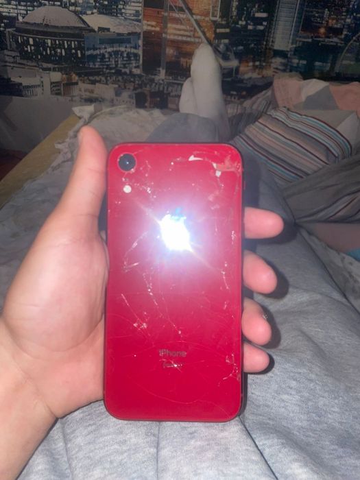 Продам iphone xR