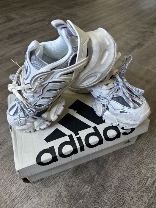 Adidas XLG Deluxe