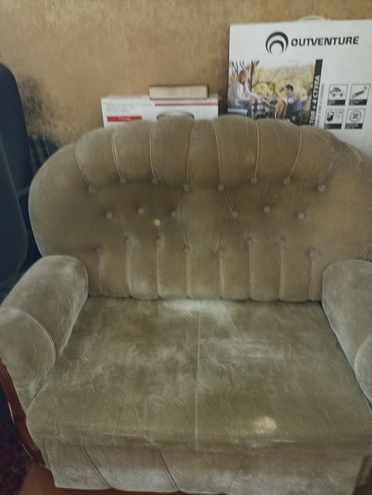 Диван-кровать б/у.