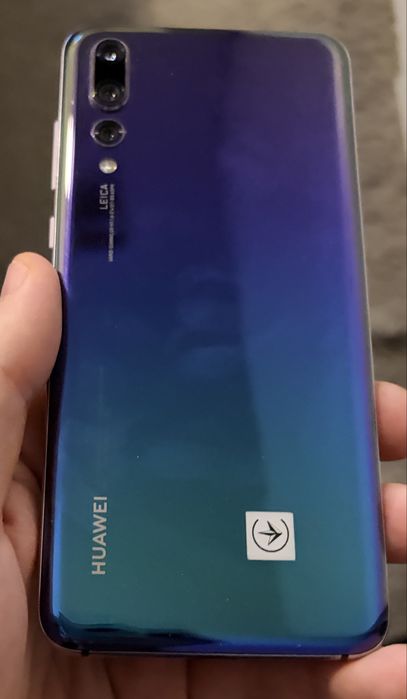 telefon Huawei P20 Pro, functional, ecran spart