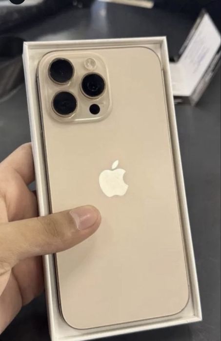 iPhone 16 Pro Max 256 GB disert titanium