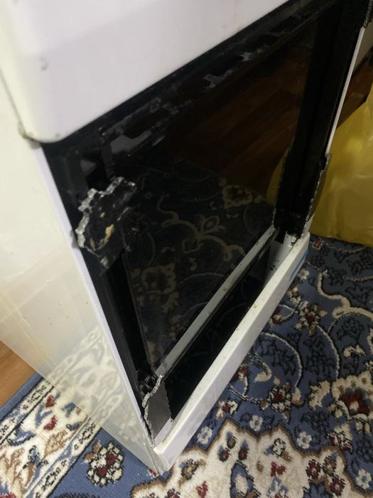 Кухонная Плитка (сломано стекло)