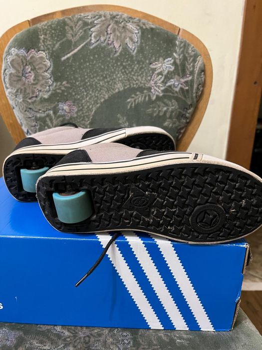 Heelys кроссовки -ролики. Размер 34.