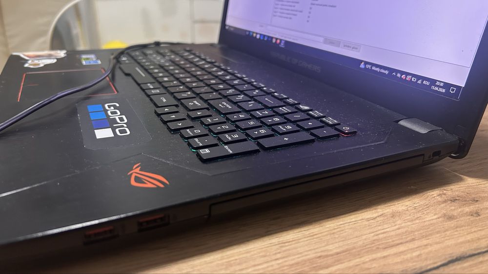 Laptop gaming ASUS ROG GL753VD i7 / 24GB RAM / SSD 256GB / GTX 1050