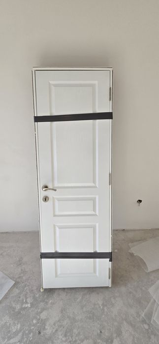 Интерирорна врата