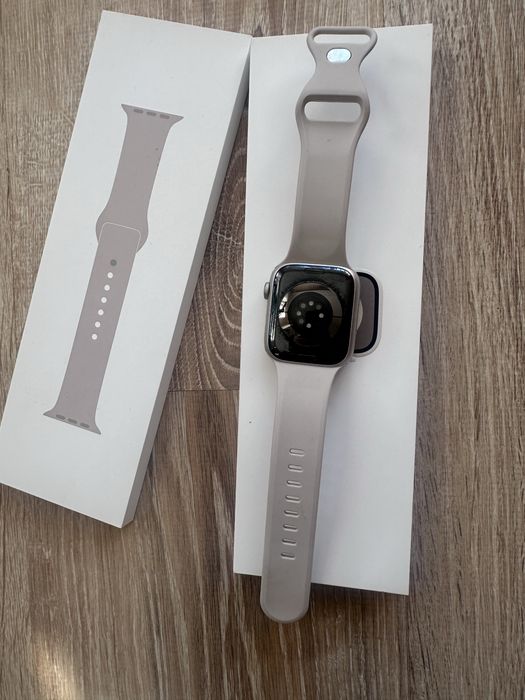 Apple Watch Series 9 45mm Starlight